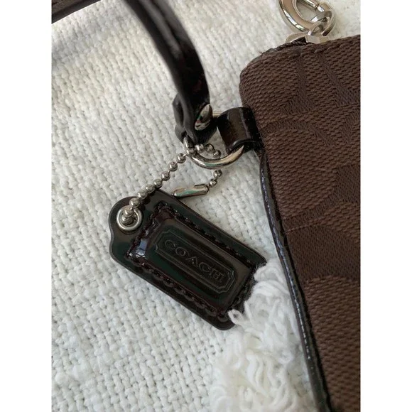 Coach mahogany small wristlet - Picture 3 of 7